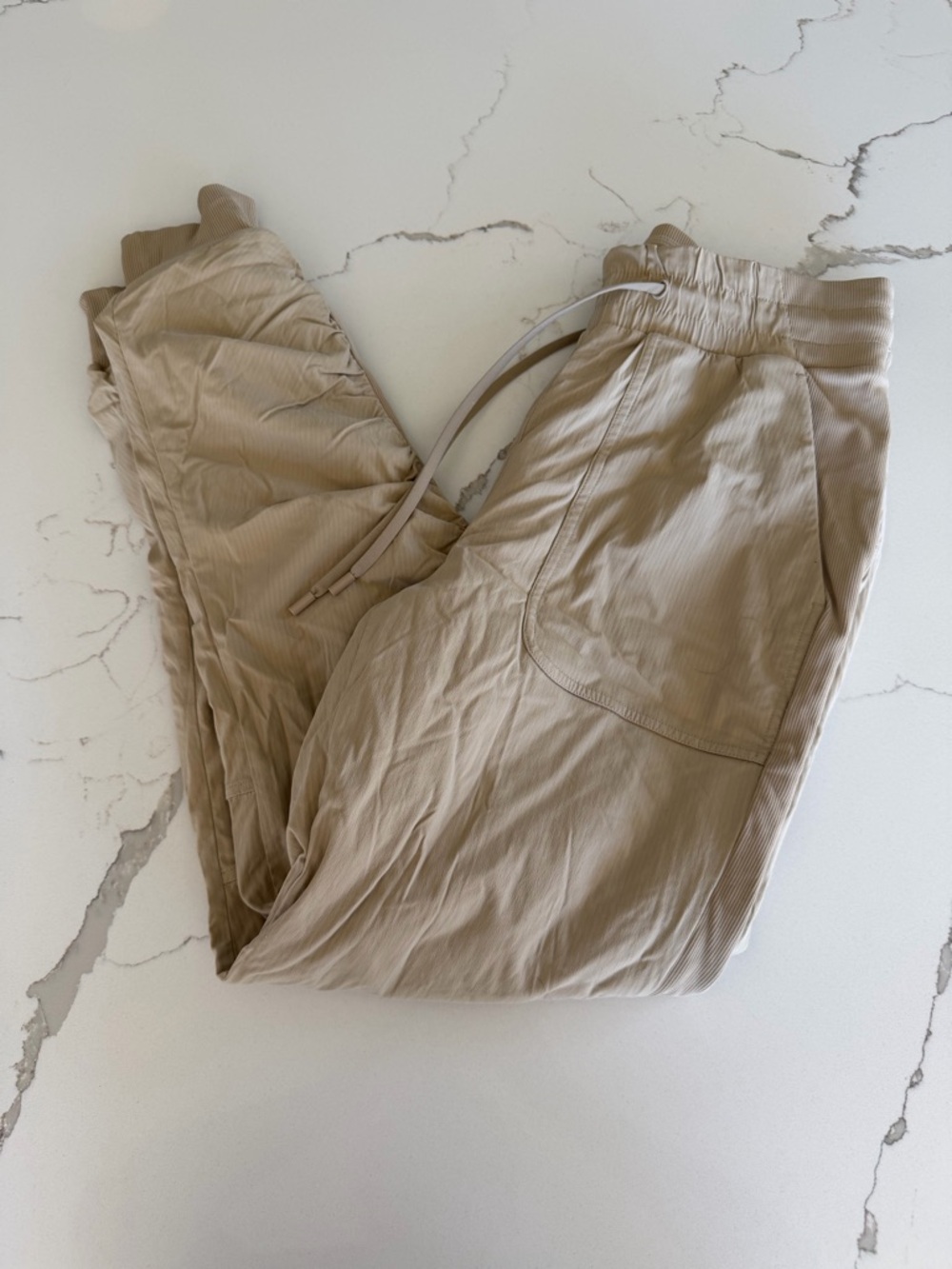 Lululemon Khaki Joggers 28"